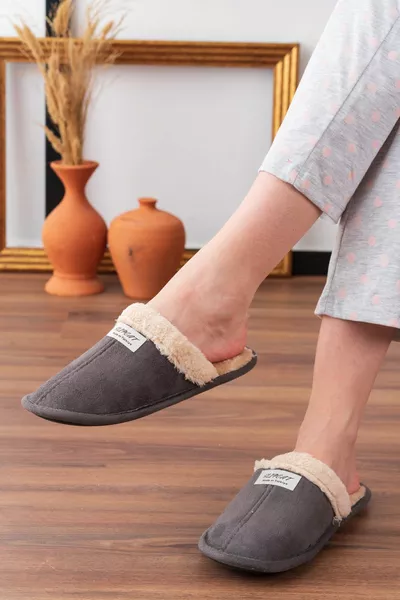 pantoufles de maison en fourrure pantoufles d’invité dot paquet de pantoufles de jardin