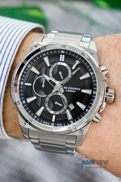 Chronometer Calendar Function Black Silver Men's Wristwatch .