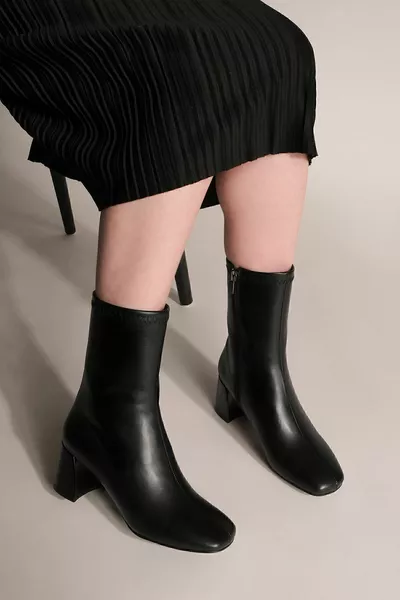 أحذية نسائية بكعب عال حادة تو سستة Nonas أسود