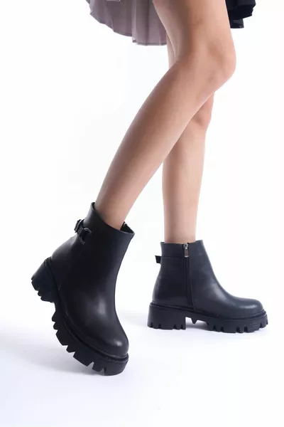 المرأة بسحاب سميكة وحيد مشبك معدني مفصل أحذية عارضة