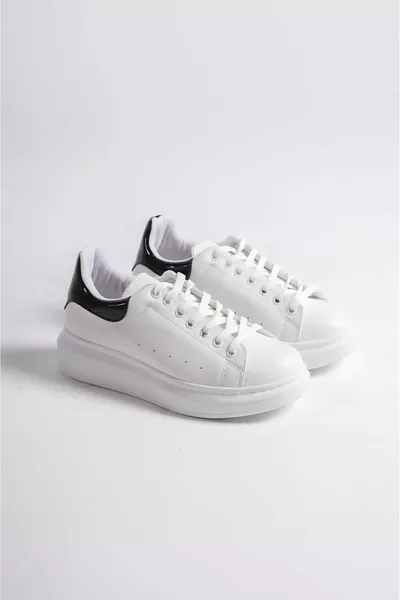 أحذية رياضية نسائية AR