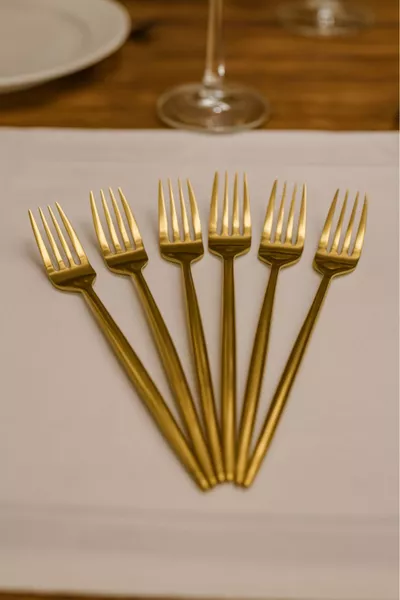 Комплект от 6 вилици с златни детайли | Луксозен комплект от 6 броя вилици за хранене Cm