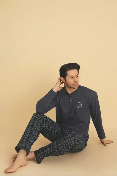 Ercan Herren-Pyjama-Set, Unterteil kariert, Oberteil mit Kragen und Knöpfen, dunkelgrau