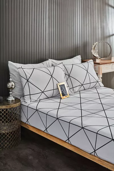 White Atlas Extra Large Fitted Sheet Set  Cm