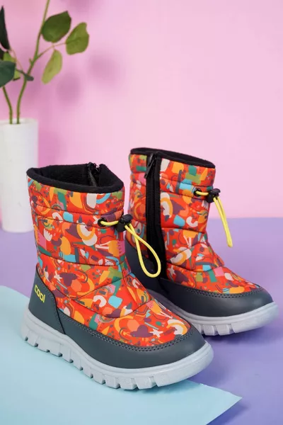 Прорезиненные оранжевые детские зимние сапоги с оранжевым рисунком
