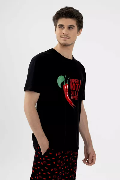 طقم بيجامة رجالي قصير الأكمام من القطن مع طباعة تشيلي وتفاصيل جيوب