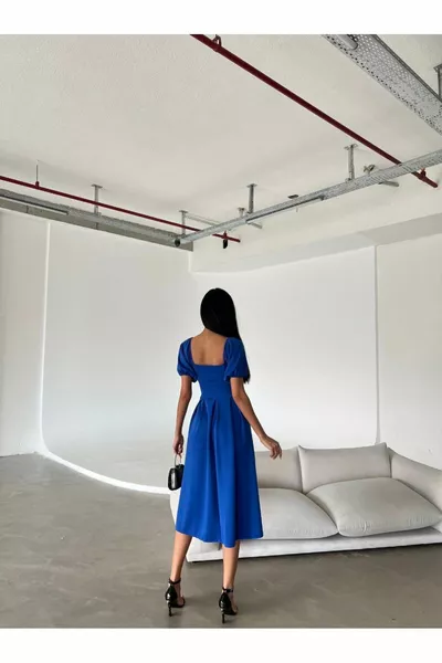 الموسم الجديد المرأة مرنة غواص النسيج مربع الرقبة بالون الأكمام تصميم أسود ميدي مساء اللباس 