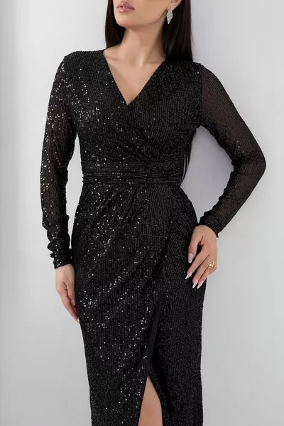 فستان مزدوج الصدر بفتحة رقبة 