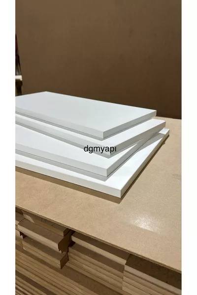 De plank in de kast wordt op de gewenste maat gemaakt. Vermeld dit in het vraag-en-antwoordgedeelte. MDF-laminaat mm, handgemaakt.