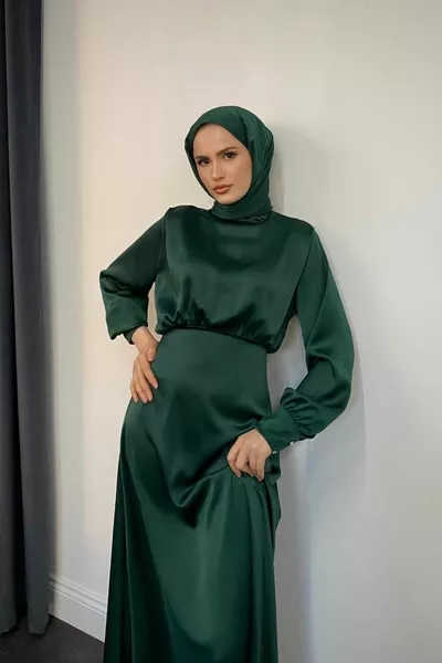 Holly Satin Evening Dress Emerald