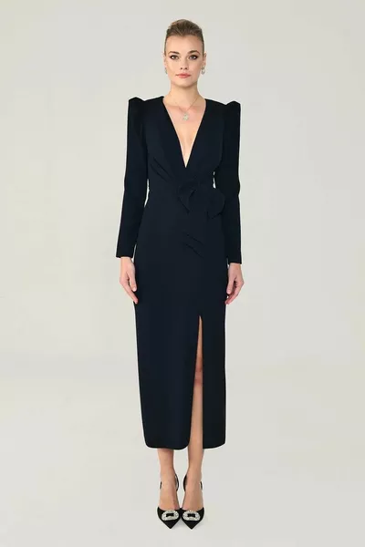 عميق الخامس الرقبة طويلة الأكمام شق فستان طويل