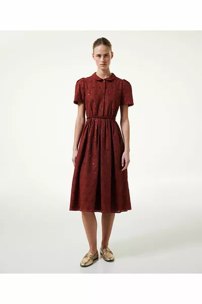 Бродирана рокля с пайети