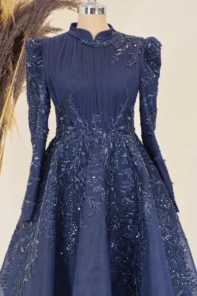 Floral besticktes Serra Hijab Abendkleid - Marineblau