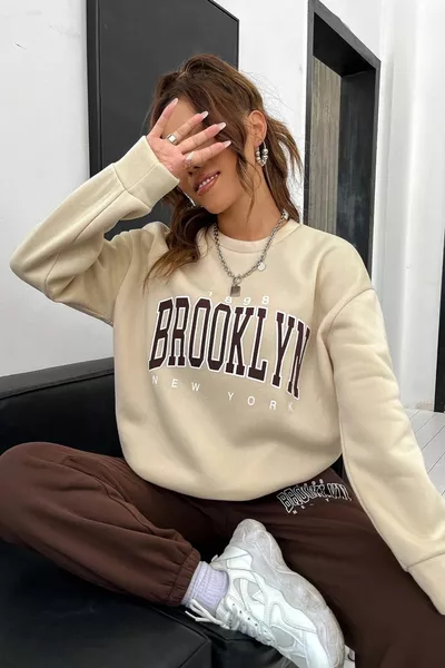 Ensemble de survêtement surdimensionné à imprimé Brooklyn brun beige Brooklyn Neck Top Bottom pour femme