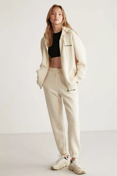 Ametis المرأة محبوك كبير الحجم مقنعين سستة النص مفصلة الفانيليا قميص من النوع الثقيل