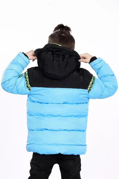 جاكيت بسمك ثقيل مقاوم للماء مع بطانة داخلية بولار للأطفال الأولاد باللون الأزرق الجليدي