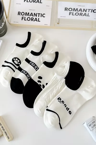 5 Pairs of Panda Pattern Invisible Socks