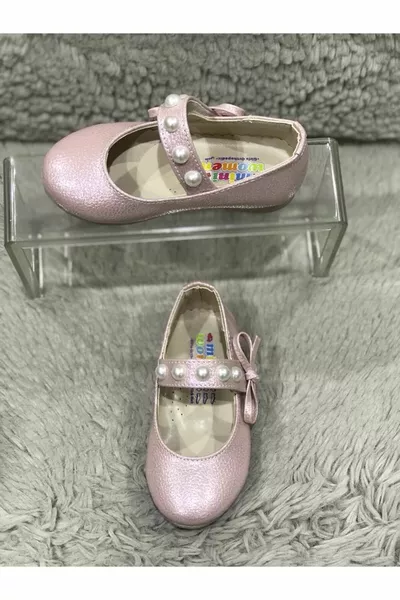 Baby ballet flats with powder color outer material glossy skin leather orthopedic and non-slip sole band
