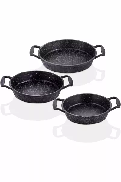 Комплект от три чугунени тигана с черна кутия  см