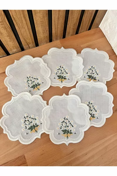 Коктейльные салфетки с узором из ромашек и горошком, 6 шт.