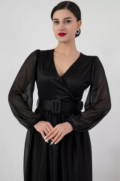 Двубортное платье с длинным рукавом и поясом с блестками 