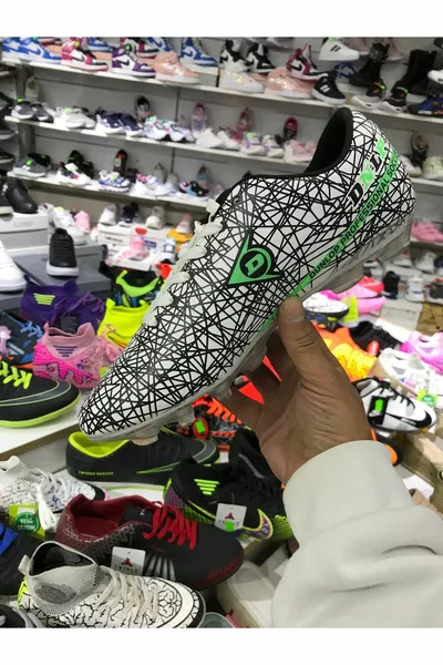 Şeffat Sole Football Boots