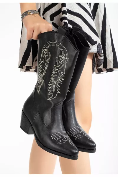 أحذية رعاة البقر النسائية مطرزة