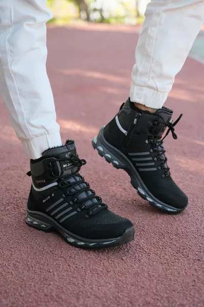 Черные серебристые мужские ботинки и ботинки 