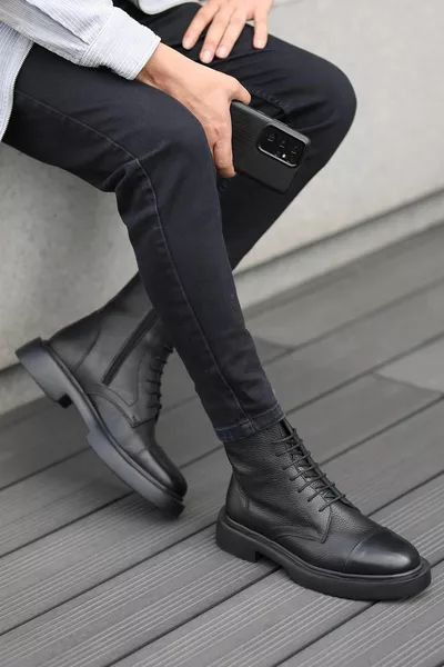 - Черные кожаные мужские почтовые сапоги на молнии 