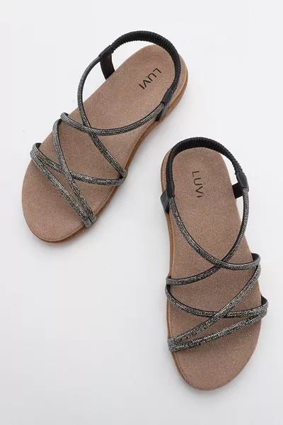 صندل EVER نسائي مرصع بالأحجار السوداء