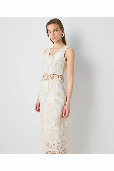 مزيج الدانتيل تنورة ميدي