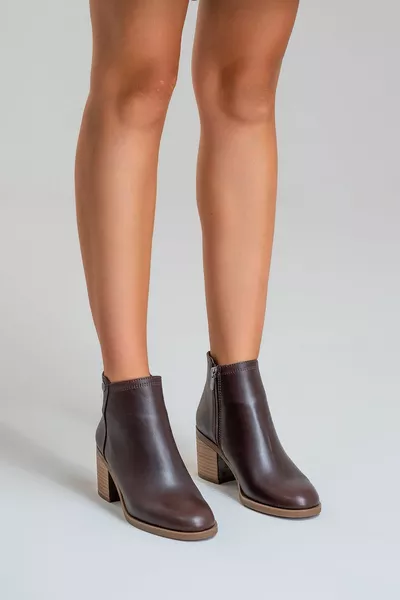 كارلا ليذر أحذية نسائية قهوة