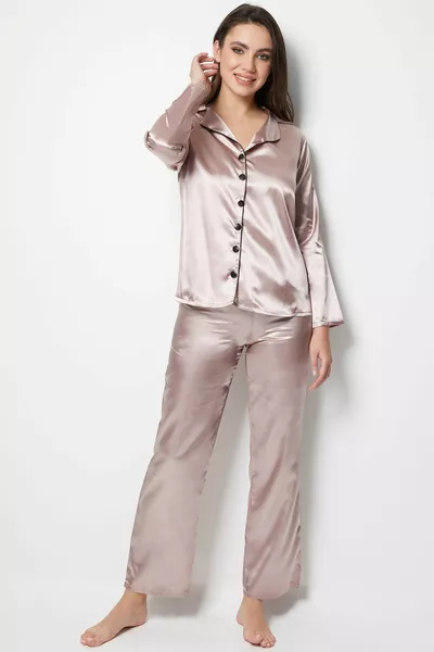 طقم بيجامة ساتان