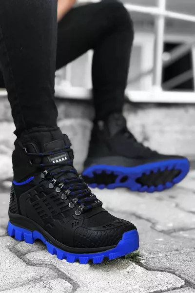 Водоустойчиви туристически обувки на открито