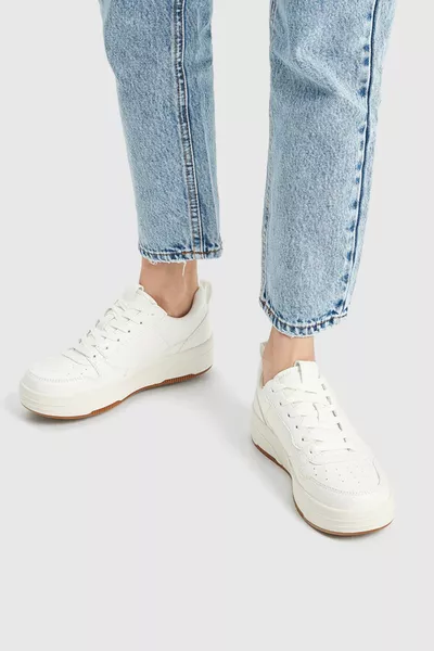 Lässige Plateau-Sneakers