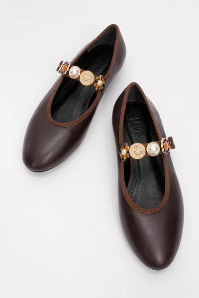 LAURAS Кафяви дамски балетки с аксесоари за кожа
