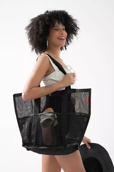 حقيبة شاطئ شبكية سوداء كبيرة الحجم 6 جيوب