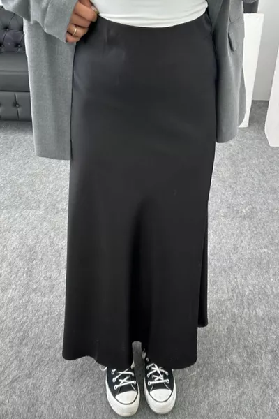 Langer Rock mit elastischem Bund aus Satinstoff