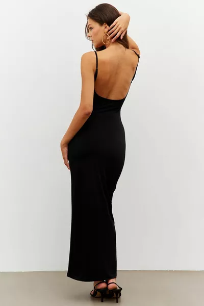 Schwarzes Maxikleid mit verstellbaren Trägern für Damen 