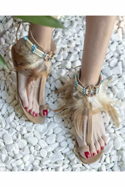 Dreamcatcher Женские кожаные сандалии с бирюзовым камнем и пушистыми