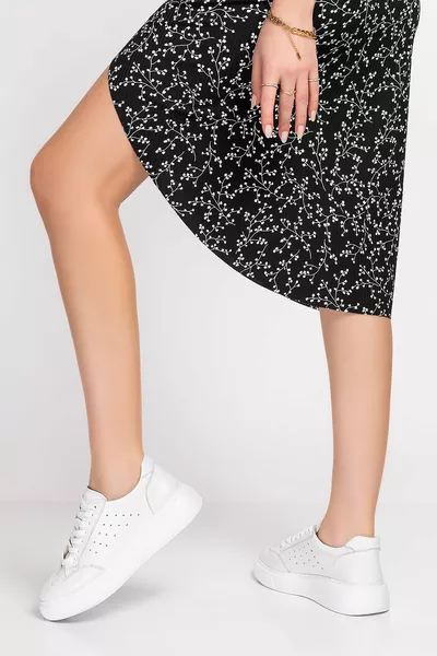 جلد طبيعي رياضي