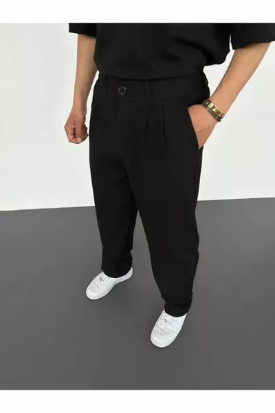 Широки плисирани панталони от черен цвят от плат