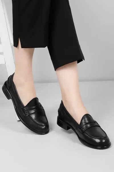 Черные спереди натуральная кожа круглый носок короткие каблуки лоферы женская повседневная обувь 