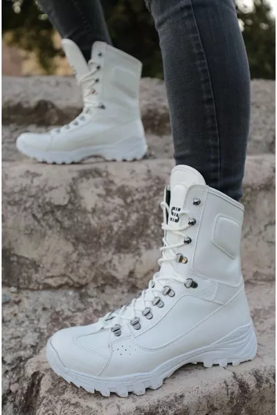 البرونزية  الأبيض الرباط متابعة الأحذية البريدية الرياضية