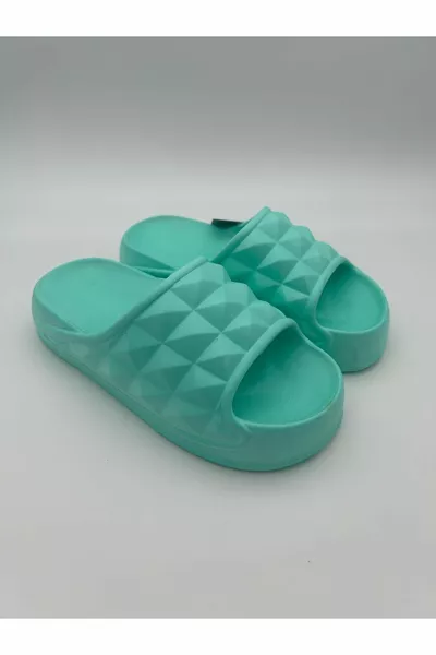 Женский коттедж уютный морской бассейн пляжные тапочки