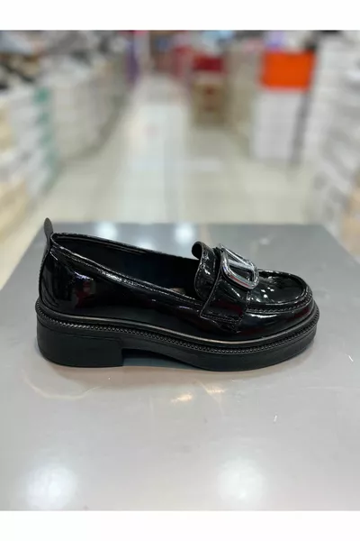 Serrace Buckle Импортные формованные женские лоферы Балетки