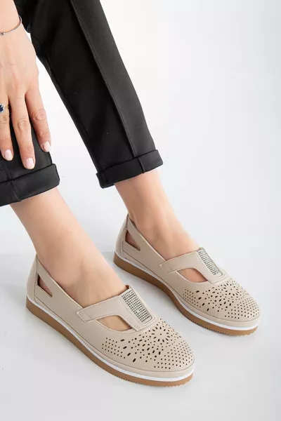 KADIN GÜNLÜK TAŞLI SANDALET