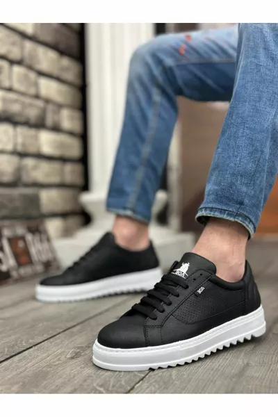 Дебели назъбени черни маратонки с връзки с висока подметка