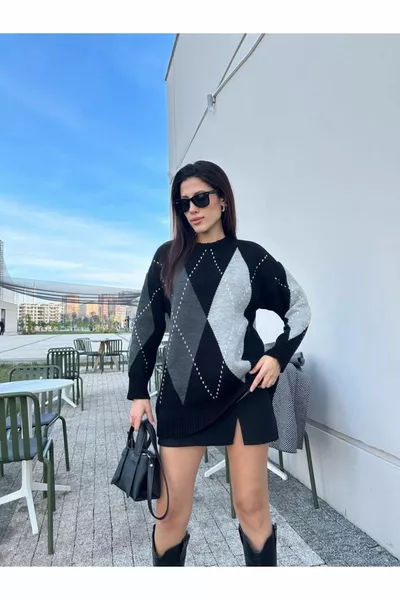 Damen Schwarzer Diamantpullover mit Rundhalsausschnitt - Hellgrau mit anthrazitfarbenen weißen Streifen