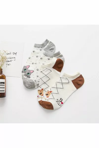 5 أزواج من الجوارب النسائية اللطيفة بطباعة القط متعددة الألوان